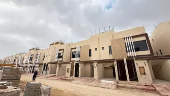 دور للبيع في شارع عبدالله بن ابيه, حي بدر, مدينة الرياض, منطقة الرياض صورة 2