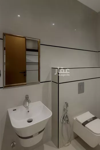 دور للبيع في شارع رقم 190, حي الجنادرية, مدينة الرياض, منطقة الرياض صورة 3