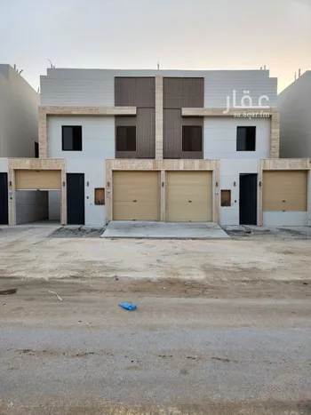 فيلا للبيع في شارع حسين بن صديق دحلان, حي عكاظ, مدينة الرياض, منطقة الرياض صورة 2