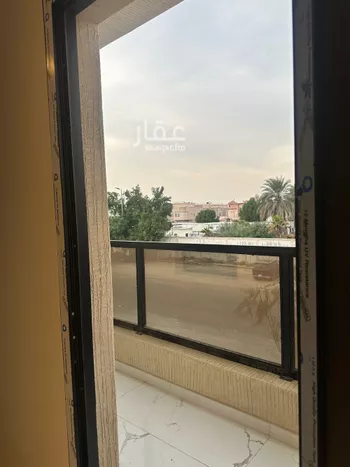فيلا للبيع في شارع موسى بن علي محمد القبي, حي المنار, مدينة الدمام, المنطقة الشرقية صورة 2