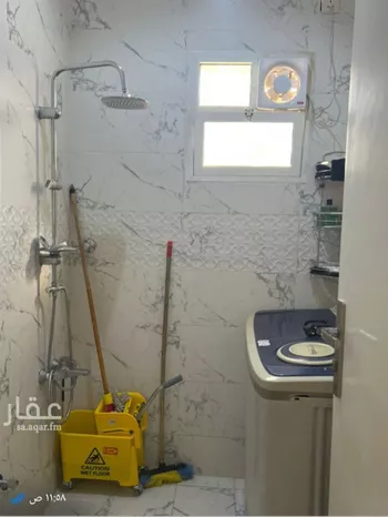 فيلا للبيع في شارع إدريس بن العباس, حي الملك فيصل, مدينة الرياض, منطقة الرياض صورة 4
