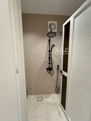 شقة للبيع في شارع أبو زكريا الزيتوني, حي الرحاب 1, مدينة جازان, منطقة جازان صورة 4