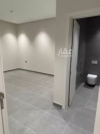 شقة للبيع في شارع حسين بن إبراهيم المالكي, حي السعادة, مدينة الرياض, منطقة الرياض صورة 3