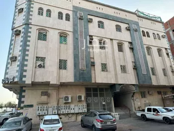 عمارة للبيع في شارع مسعود بن ربيعه, حي الظاهرة, مدينة المدينه المنوره, منطقة المدينة المنورة صورة 2