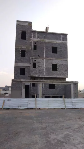 عمارة للبيع في شارع فلان ابن شراحبيل, حي ورقان, مدينة المدينه المنوره, منطقة المدينة المنورة
