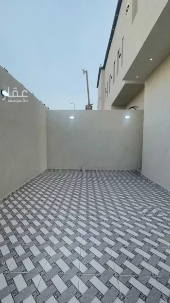 دور للبيع في شارع محمد بن احمد بن علي التوزري, حي أبوكبير, مدينة المدينه المنوره, منطقة المدينة المنورة صورة 2