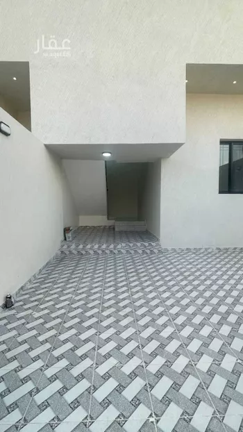 دور للبيع في شارع محمد بن احمد بن علي التوزري, حي أبوكبير, مدينة المدينه المنوره, منطقة المدينة المنورة صورة 5