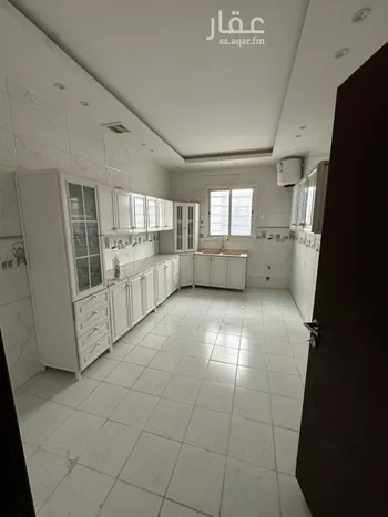 شقة للإيجار في شارع الامير سعود ابن عبدالله ابن جلوي, حي العارض, مدينة الرياض, منطقة الرياض
