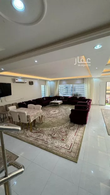 فيلا للبيع في شارع أبي الفضل الهاشمي, حي المهدية, مدينة الرياض, منطقة الرياض صورة 4