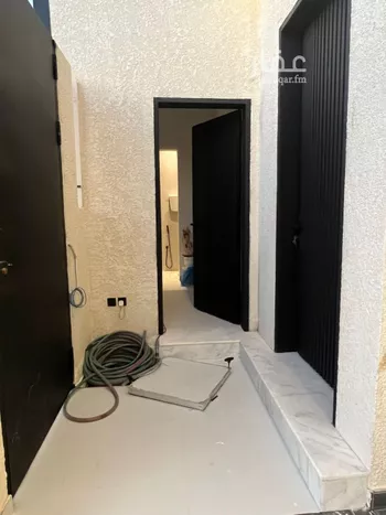 فيلا للبيع في شارع أبي المكارم بن سهل, حي المهدية, مدينة الرياض, منطقة الرياض صورة 4