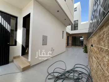فيلا للبيع في شارع عبدالقادر بن عبدالوارث, حي المهدية, مدينة الرياض, منطقة الرياض صورة 5