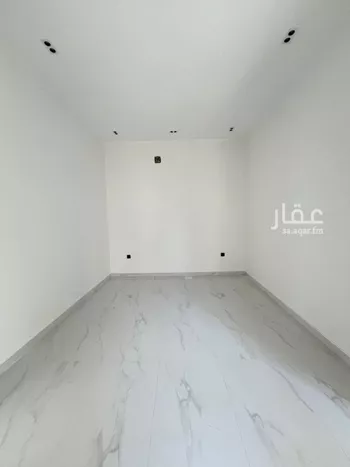 فيلا للبيع في شارع أحمد بن الحسن الأنصاري, حي المهدية, مدينة الرياض, منطقة الرياض صورة 5