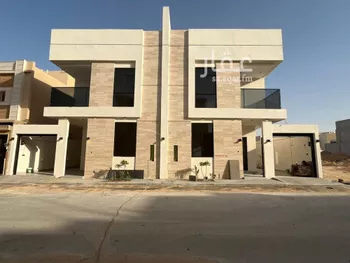 فيلا للبيع في شارع أحمد مفتي المكي الحنفي, حي المهدية, مدينة الرياض, منطقة الرياض