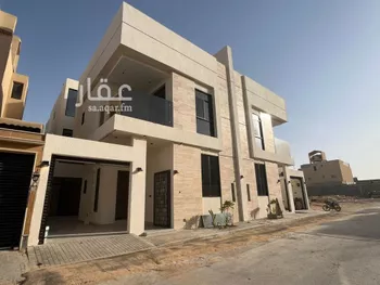 فيلا للبيع في شارع أبي الحسن الأسفرائيني, حي المهدية, مدينة الرياض, منطقة الرياض صورة 4