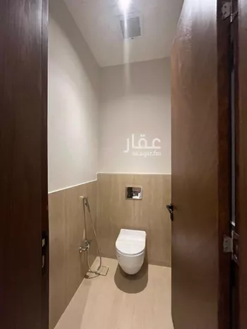 فيلا للبيع في شارع عبدالقادر بن عبدالوارث, حي المهدية, مدينة الرياض, منطقة الرياض صورة 5