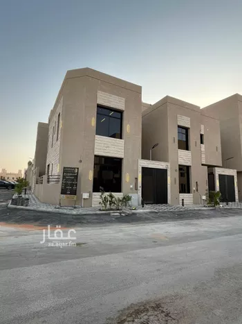 فيلا للبيع في شارع أحمد الكازروني, حي المهدية, مدينة الرياض, منطقة الرياض صورة 2