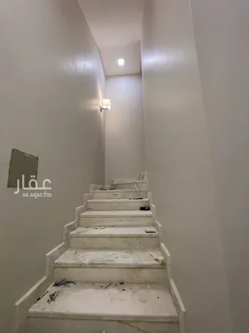 فيلا للبيع في شارع ثعلبه بن سعد الخزرجي, حي العارض, مدينة الرياض, منطقة الرياض صورة 2