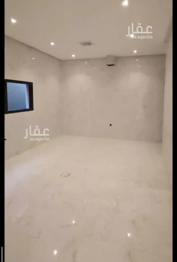 فيلا للبيع في شارع تميم بن ابي بكر, حي ضاحية الملك فهد, مدينة الدمام, المنطقة الشرقية صورة 4