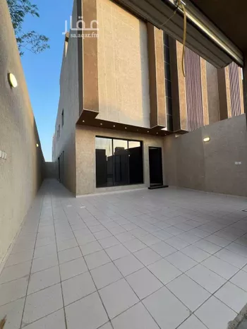 دور للبيع في شارع الامام البخاري, حي بدر, مدينة الرياض, منطقة الرياض صورة 4
