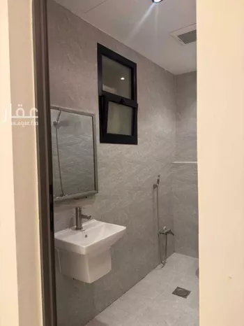 دور للبيع في شارع يوسف بن سلام, حي بدر, مدينة الرياض, منطقة الرياض صورة 4