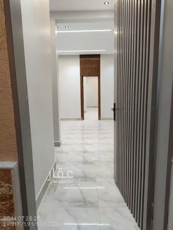 دور للبيع في شارع التوحيد, حي العوالي, مدينة الرياض, منطقة الرياض صورة 5