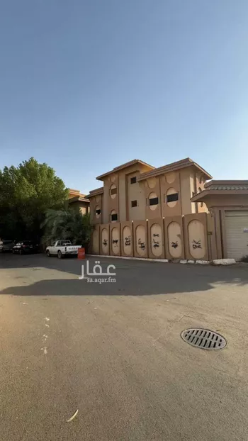 فيلا للبيع في شارع شهاب بن حلزة, حي الرفيعة, مدينة بريده, منطقة القصيم