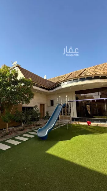 فيلا للبيع في شارع عبد الرحمن رقه, حي الرفيعة, مدينة بريده, منطقة القصيم صورة 4