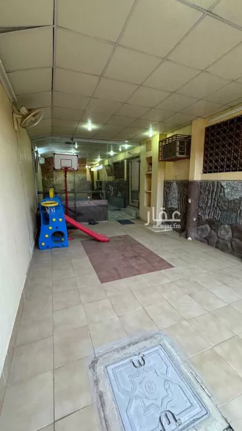 فيلا للبيع في شارع أبيض بن هني بن معاوية, حي الفايزية, مدينة بريده, منطقة القصيم صورة 5