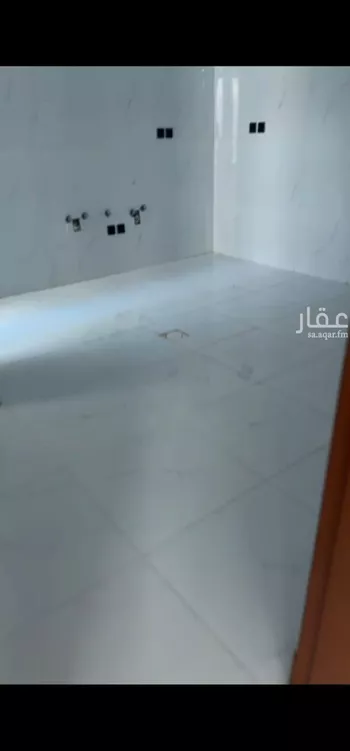 فيلا للبيع في شارع رقم 119, حي ظهرة لبن, مدينة الرياض, منطقة الرياض صورة 2