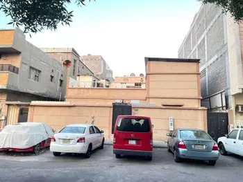 عمارة للإيجار في شارع الخرج, حي الثقبة, مدينة الخبر, المنطقة الشرقية