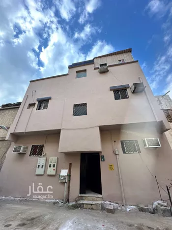 عمارة للبيع في شارع روضة الخيل ، حي منفوحة الجديدة ، الرياض ، منطقة الرياض