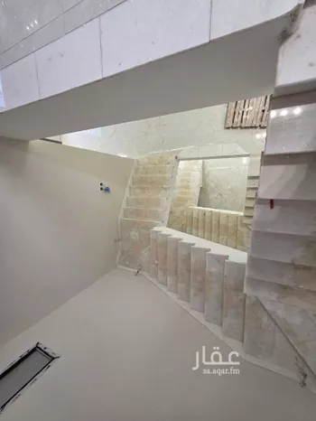فيلا للبيع في شارع اروي بنت ابي العاص, حي الفلاح, مدينة جدة, منطقة مكة المكرمة صورة 2