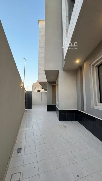 شقة للبيع في شارع العباس بن الاحنف, حي المبعوث, مدينة المدينه المنوره, منطقة المدينة المنورة صورة 2