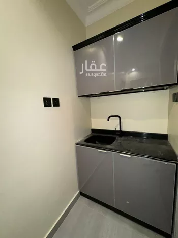 شقة للإيجار في شارع عبدالله الدملوجي, حي الملك فيصل, مدينة الرياض, منطقة الرياض صورة 3