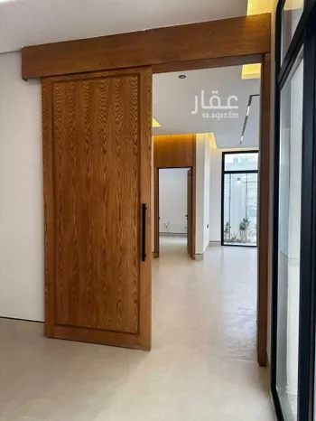 فيلا للبيع في شارع المغيرة بن حبناء, حي المهدية, مدينة الرياض, منطقة الرياض صورة 3