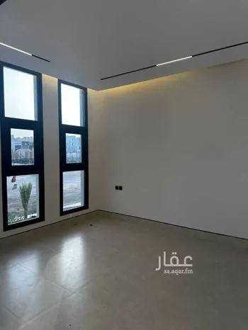 فيلا للبيع في شارع المغيرة بن حبناء, حي المهدية, مدينة الرياض, منطقة الرياض صورة 2