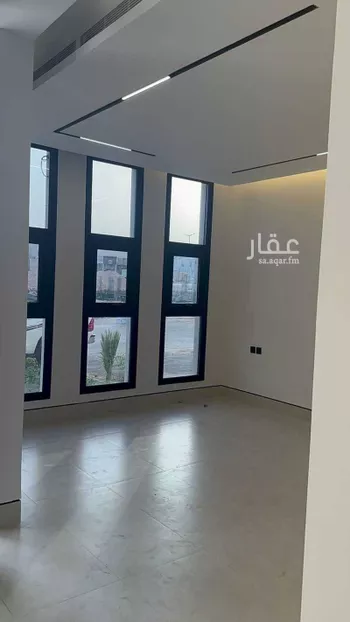 فيلا للبيع في شارع المغيرة بن حبناء, حي المهدية, مدينة الرياض, منطقة الرياض صورة 4