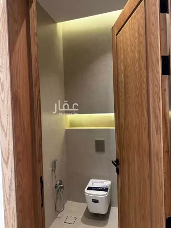 فيلا للبيع في شارع المغيرة بن حبناء, حي المهدية, مدينة الرياض, منطقة الرياض صورة 3