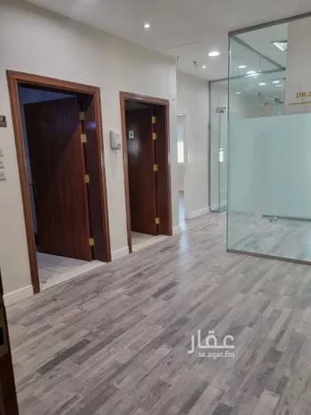 مكتب تجاري للإيجار في شارع اسحاق بن ابراهبم ، حي الغدير ، الرياض ، منطقة الرياض صورة 5