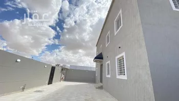 فيلا للبيع في شارع محمد الرميح, حي الروضة, مدينة نجران, منطقة نجران صورة 3