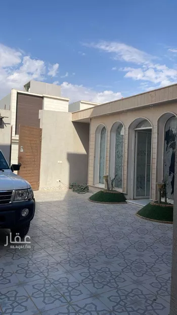 فيلا للبيع في شارع الفاخرة, حي عكاظ, مدينة الرياض, منطقة الرياض صورة 4