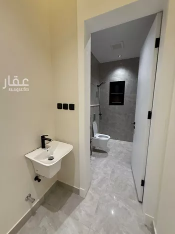 فيلا للبيع في شارع علاء الدين القرشي, حي العوالي, مدينة الرياض, منطقة الرياض صورة 5