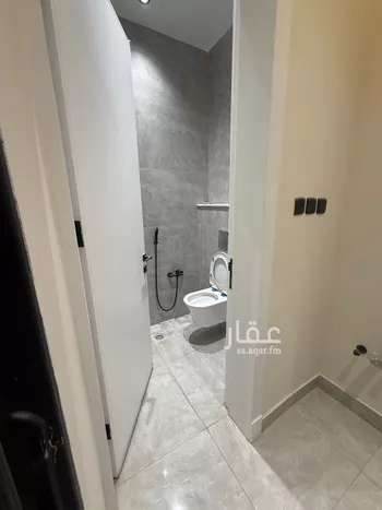 فيلا للبيع في شارع علاء الدين القرشي, حي العوالي, مدينة الرياض, منطقة الرياض صورة 3
