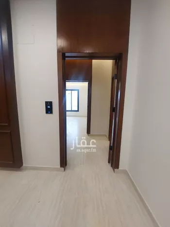 شقة للبيع في شارع عائش بن الصامت بن دريد, حي العوالي, مدينة الرياض, منطقة الرياض