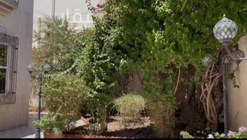 فيلا للبيع في شارع اسماعيل بن ابراهيم, حي وادي مذينب, مدينة المدينه المنوره, منطقة المدينة المنورة صورة 3