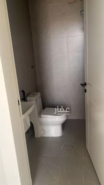 فيلا للبيع في شارع رقم 151, حي الجنادرية, مدينة الرياض, منطقة الرياض صورة 2