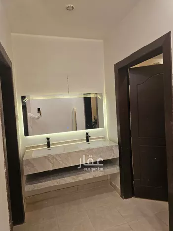 فيلا للبيع في شارع الرخام, حي الياسمين, مدينة الرياض, منطقة الرياض صورة 2