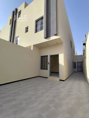دور للبيع في شارع حسان بن قيس, حي بدر, مدينة الرياض, منطقة الرياض صورة 3