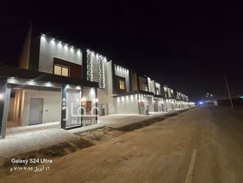 دور للبيع في شارع رقم 65, حي الجنادرية, مدينة الرياض, منطقة الرياض صورة 2
