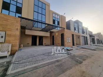دور للبيع في شارع حسان بن قيس, حي بدر, مدينة الرياض, منطقة الرياض صورة 3